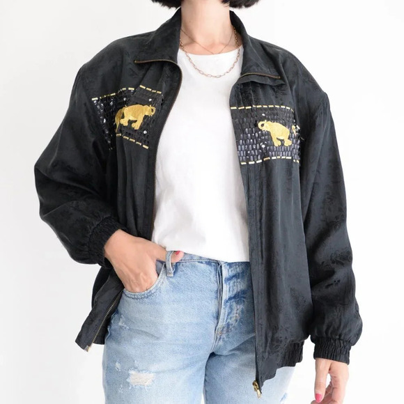 Vintage  Shiy Black with Gold Elephant 100% Silk Jacket Med - Picture 3 of 12